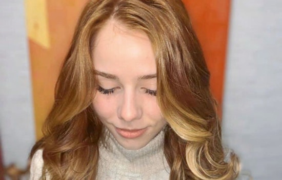 New hair salon 6th & Mane now open in Camelback East