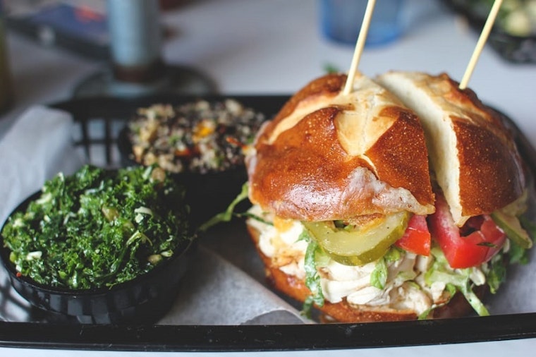 Your guide to the 5 most popular spots in Houston's University Place neighborhood