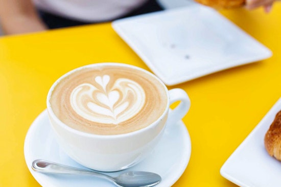 Caffe Luxxe brings coffee and pastries to Pacific Palisades