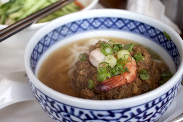 Taiwanese eatery Pine & Crane expands with Joy in Highland Park