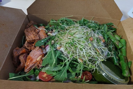 Score salads and more at Berkeley's new Organic Greens