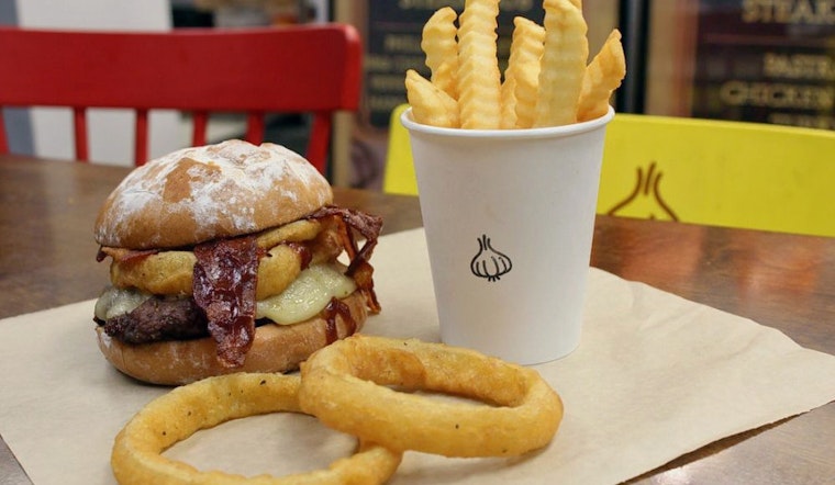 Las Vegas' 3 top spots to score burgers on the cheap