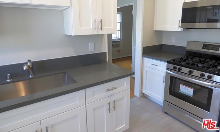 The most affordable apartments for rent in Mid-City West, Los Angeles
