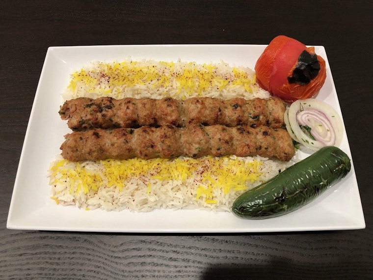 New Mediterranean spot Hot Pan Shawarma Grill debuts in Glendale