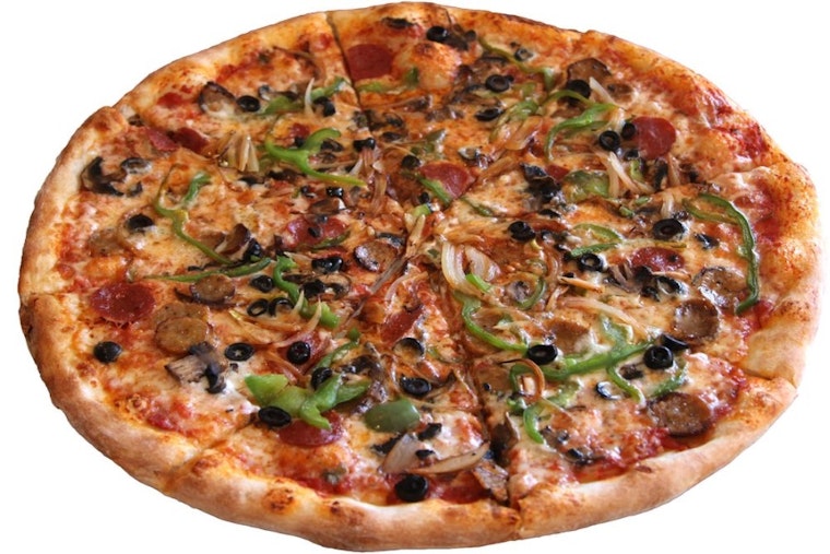 King of New York brings thin-crust pizza and more to Westwood