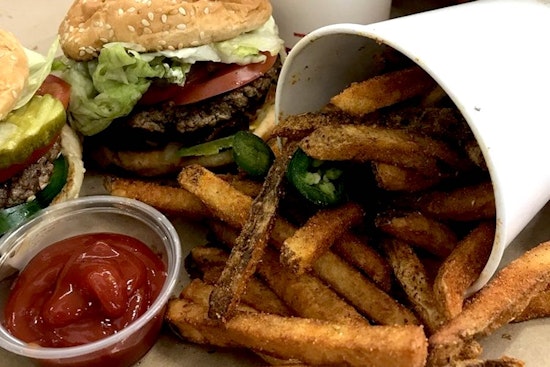 Five Guys brings hand-crafted burgers, unlimited toppings to Glendale