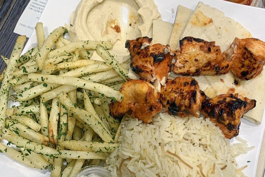 Score salads and more at Anaheim Hills' new Hummus Bean