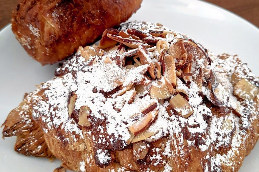 New bakery Black Walnut Bakery now open in Calhoun