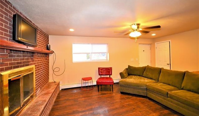 Budget apartments for rent in Old Colorado City, Colorado Springs