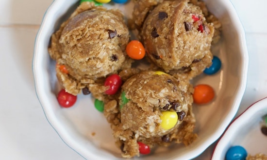 Attention, deal-hunters: Here are the top coffee and treat deals in Chicago