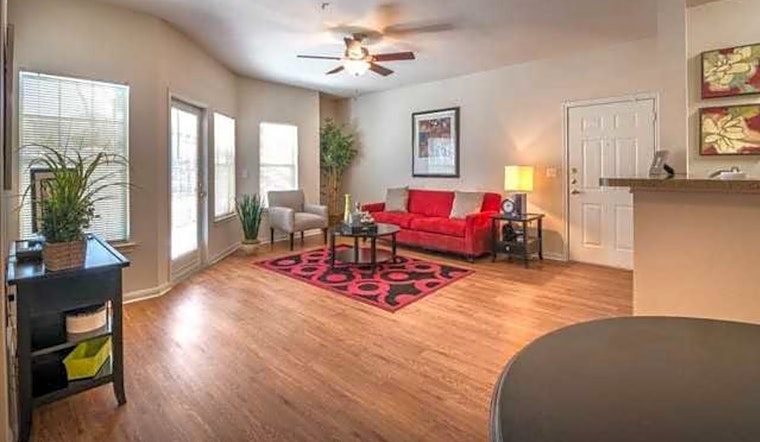 Budget apartments for rent in Southwest Dallas