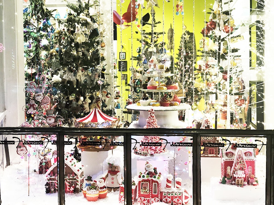 Hayes Valley merchants go all-out with shop window decorating contest
