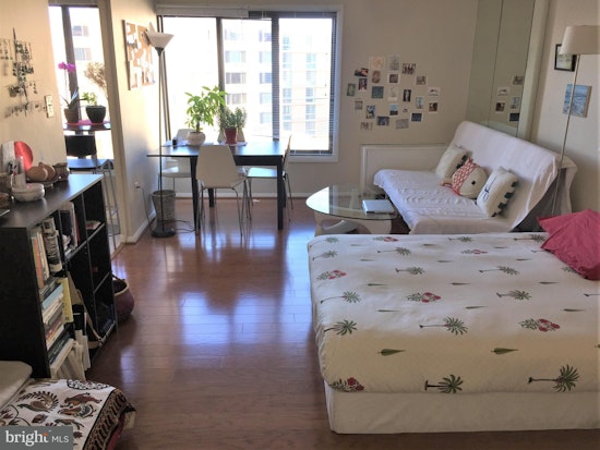 Renting in Washington: What will $1,700 get you?
