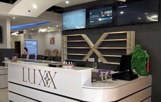 New Luxx Nails Bar now open