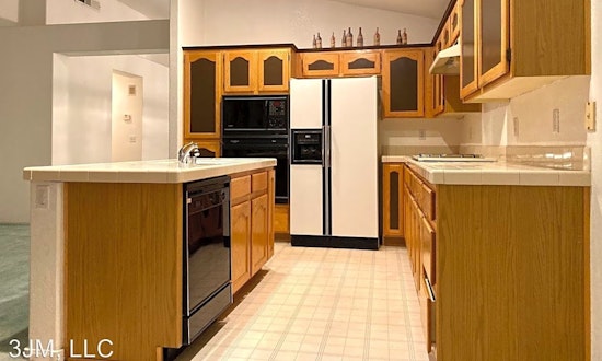 The cheapest apartments for rent in Desert Shores, Las Vegas