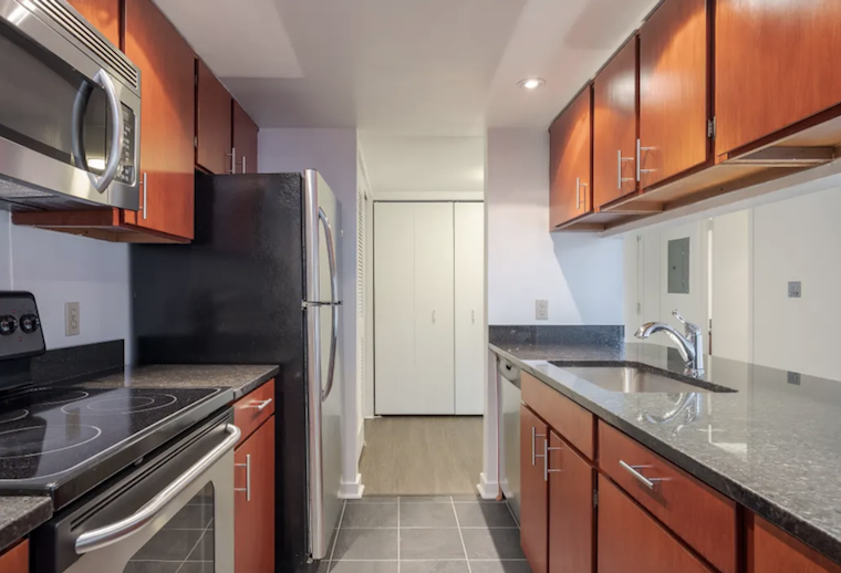 What apartments will $2,400 rent you in Mount Vernon, right now?