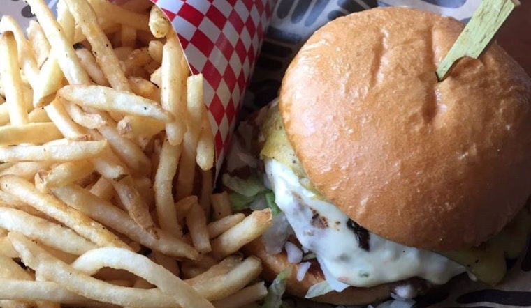 Indianapolis' 5 favorite spots for budget-friendly burgers
