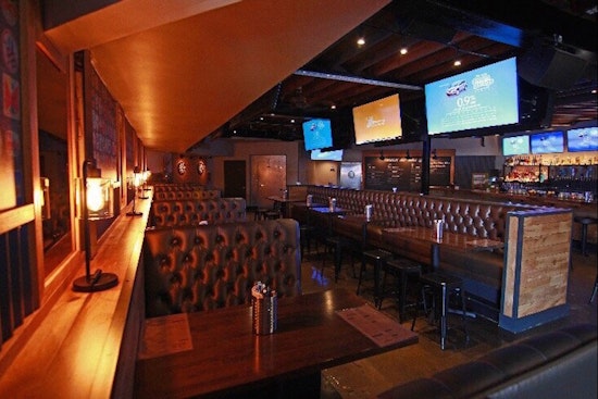 Need a drink? New Valley Village bar The Thirsty Merchant opens its doors