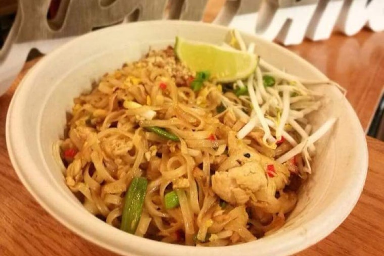 Fast-casual Noodle Box debuts in Old Town with pan-Asian fare