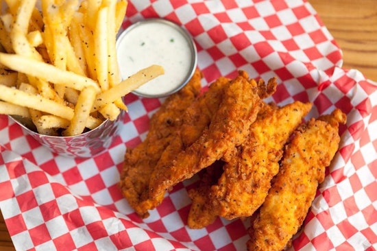 Cincinnati's 3 best spots to score chicken on the cheap