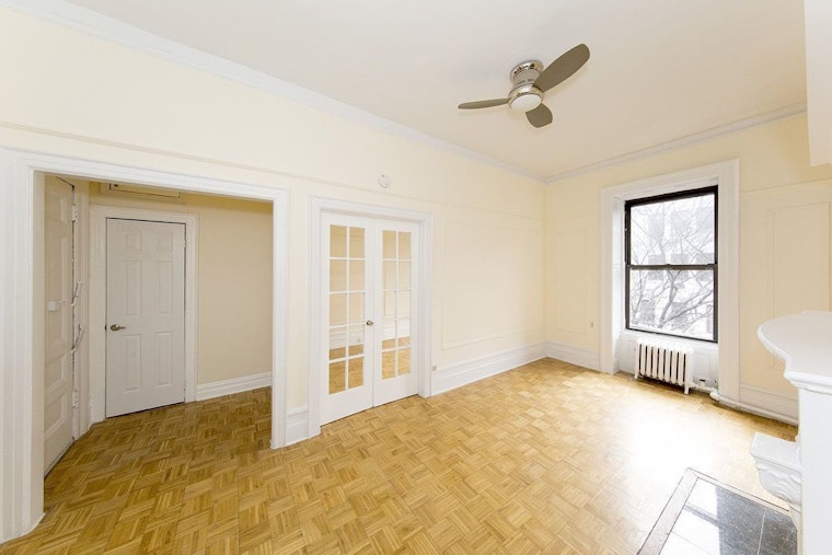 [Test] What's the cheapest rental available in Central Park, right now?