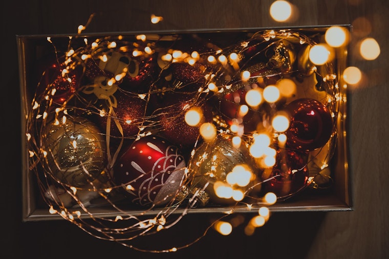 Top Austin news: Road closures during Trail of Lights display; Christmas decorations stolen; more