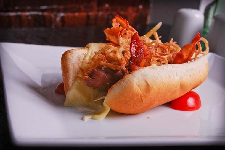 3 top spots for hot dogs in Newark