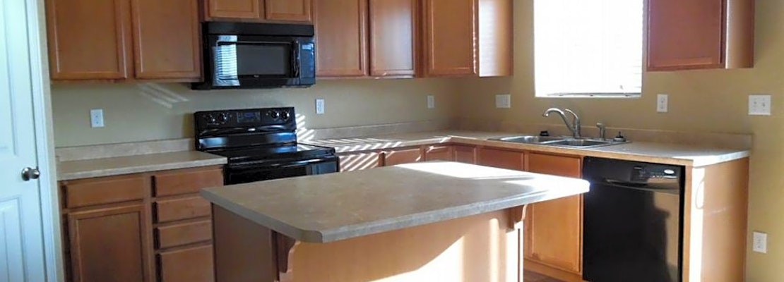 The cheapest apartments for rent in Powers, Colorado Springs
