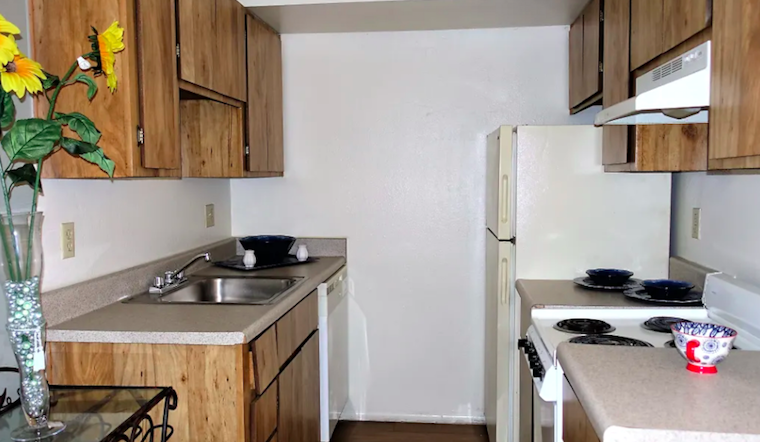 Budget apartments for rent in Deer Valley, Phoenix