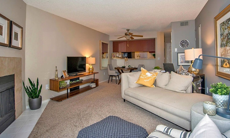 Apartments for rent in Aurora: What will $1,800 get you?
