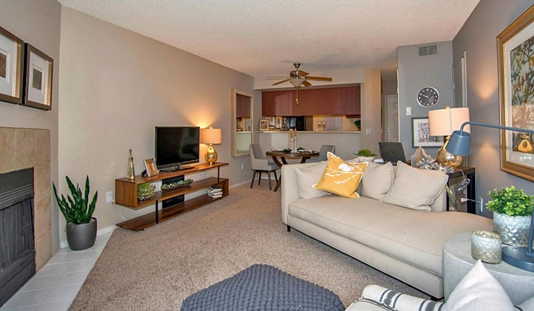 Apartments for rent in Aurora: What will $1,800 get you?