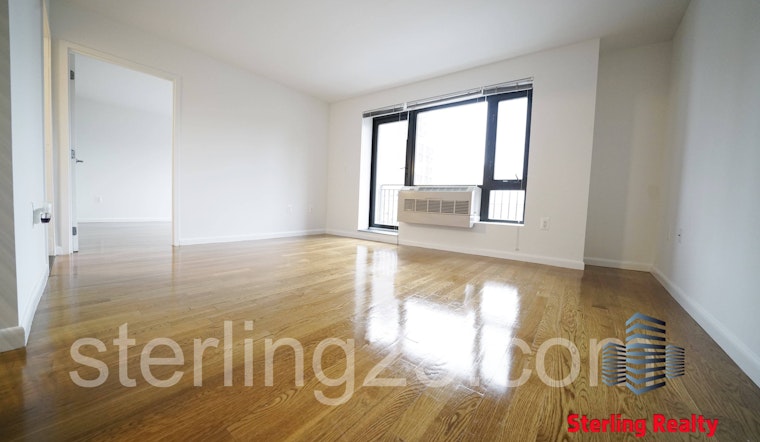 What will $2,600 rent you in Astoria, right now?