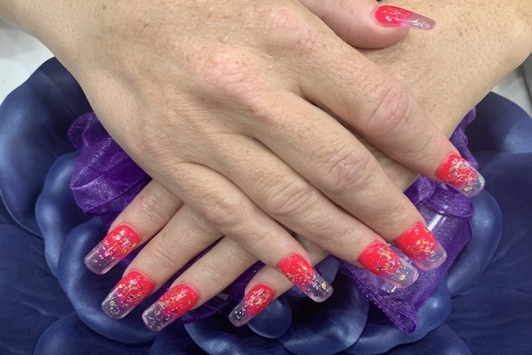New salon Ombre Nails Spa now open in Riverside