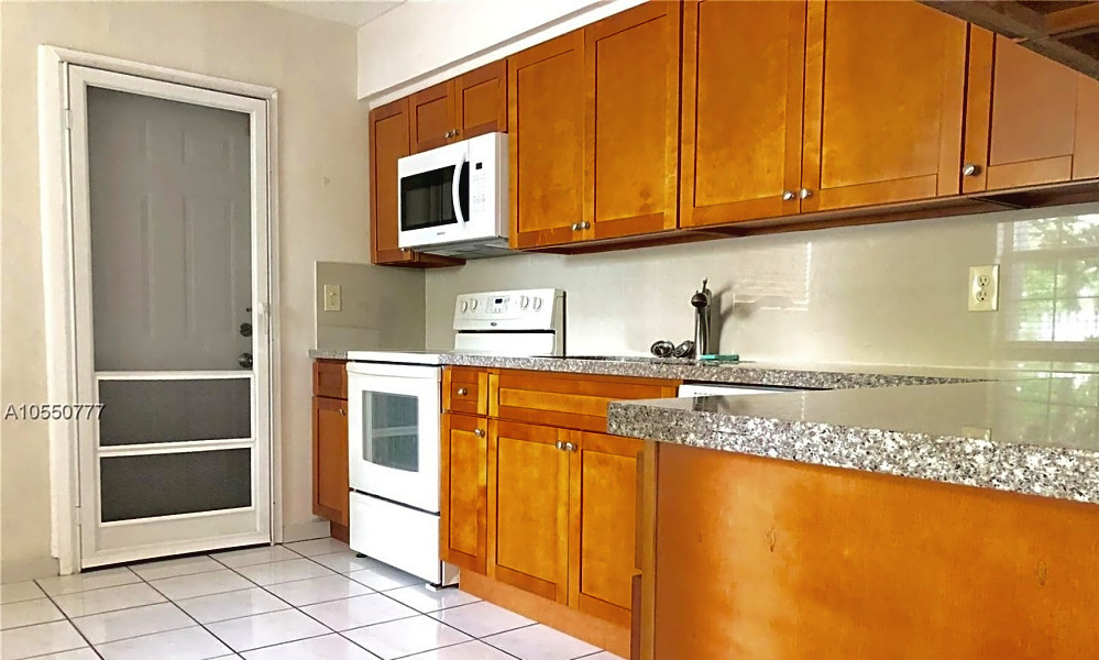 What apartments will 1,800 rent you in Coral Way, today?