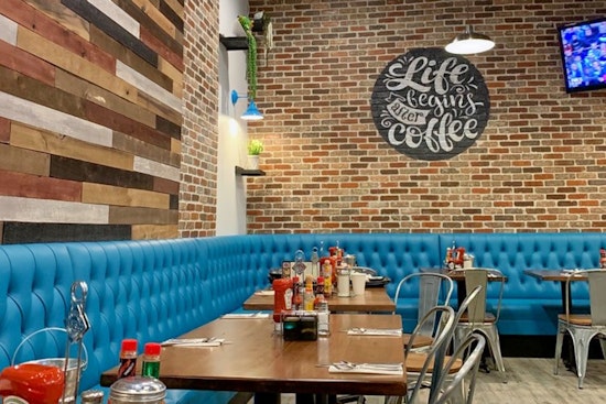 New West Hills traditional American spot Jinkys Cafe opens its doors