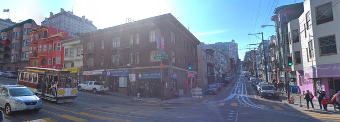 Scooter-riding muggers rob man in Chinatown