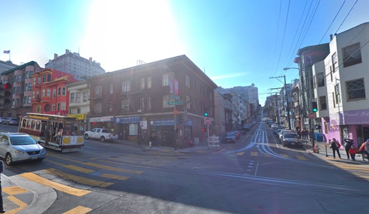 Scooter-riding muggers rob man in Chinatown