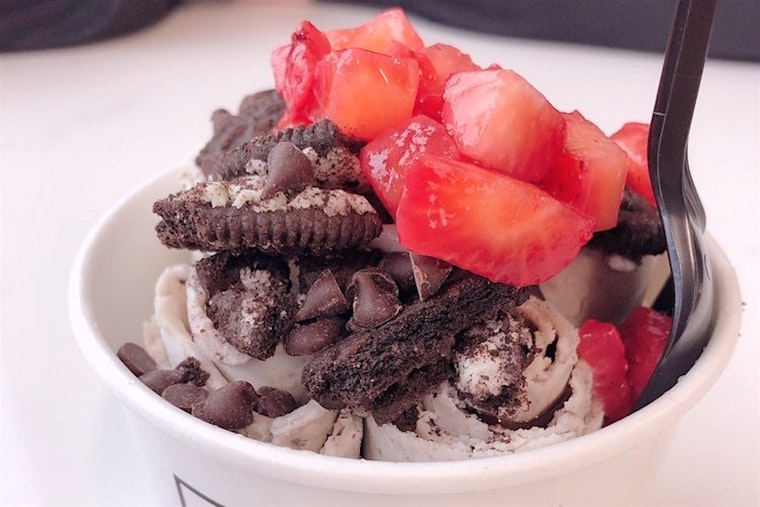 Sweet Charlie’s brings desserts and more to Meadowview