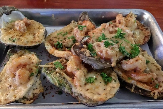 Cajun sports bar Doberman's Bar & Grill debuts in the Heights