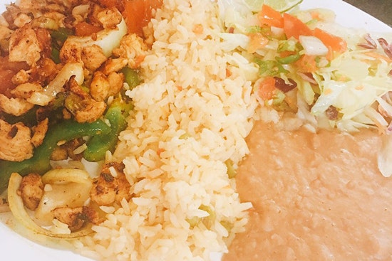 Indianapolis' 3 favorite spots to find inexpensive Salvadoran fare