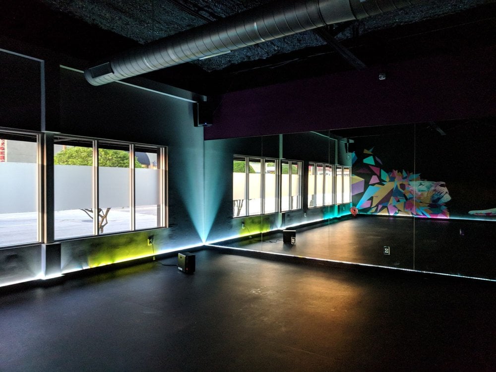 New Black Swan Yoga studio stretches into Dallas, spreads wings
