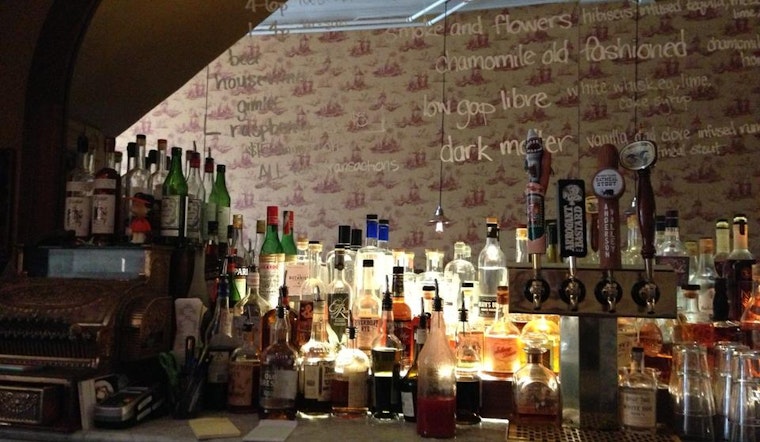 Two Sisters Kicks Off Fall/Winter Cocktail Classes