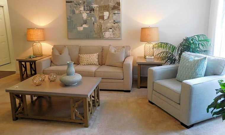 What apartments will $1,400 rent you in Tampa Palms, this month?