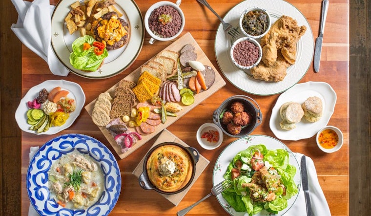 Explore the 5 top spots in Chicago's Andersonville neighborhood