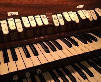 New Year’s Eve Gala aims to restore historic Inner Sunset church organ to its former glory