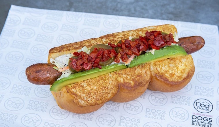 Discover the 3 best outposts to score hot dogs in Arlington