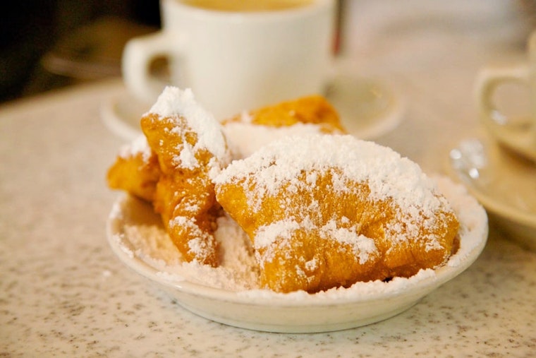 Explore the French Quarter's 5 most popular eateries for beignets, jambalaya and more