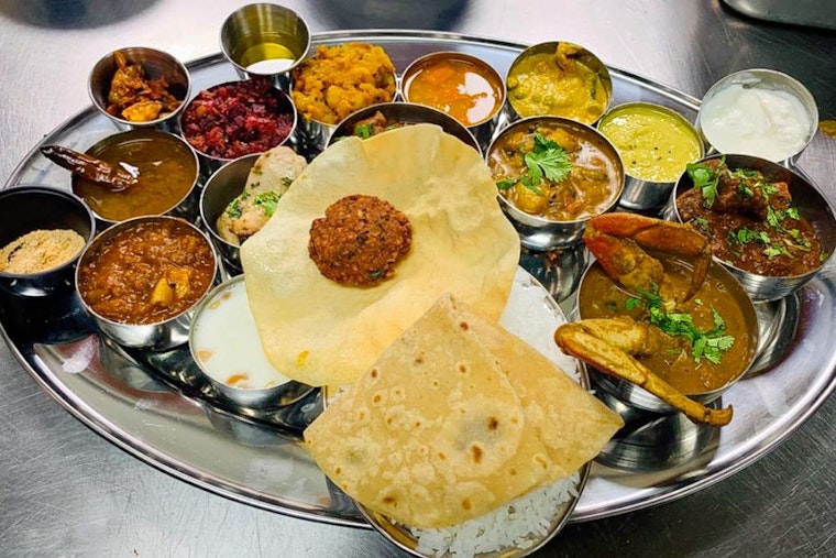 Curriz brings Indian fare to Raynor