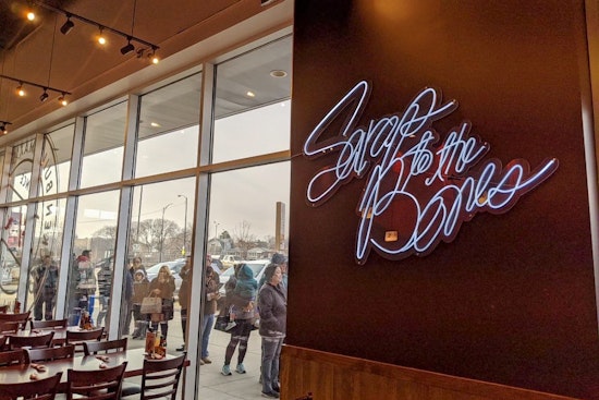 New North Mayfair Filipino spot Max’s Restaurant opens its doors