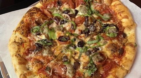Colorado Crust Pizza brings pizza and more to Northwest Colorado Springs